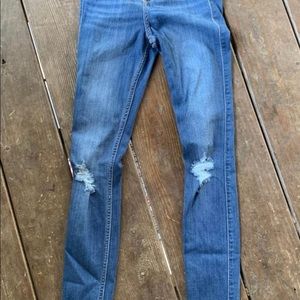 Hollister Jeans Distressed Skinny